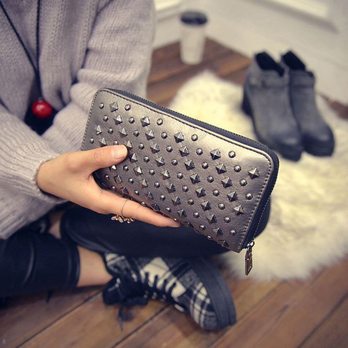 유명 브랜드 럭셔리 팝 펑크 리벳, 긴 여성용 빈티지  - Women Bags Guess 리뷰 및 가격
